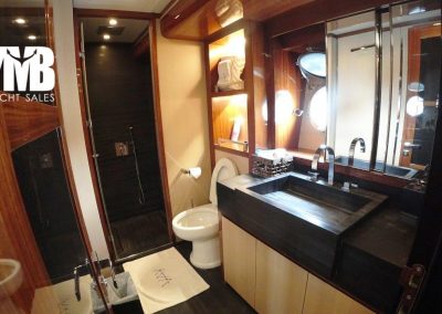 9 Guest cabin Aft PS (4)