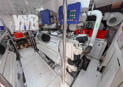 10 Engine room (4)