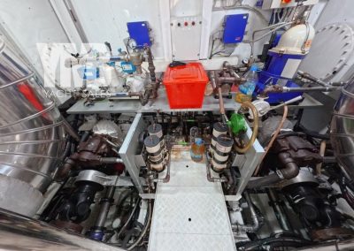 10 Engine room (6)