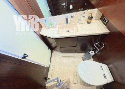 8 guest cabins (2)