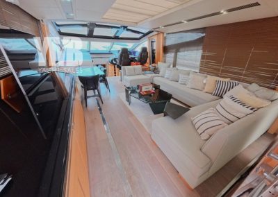 10 Saloon (1)