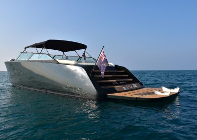 CALIFORNIA 52 Van Der Valk