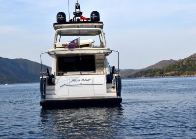 09_Exterior_Stern